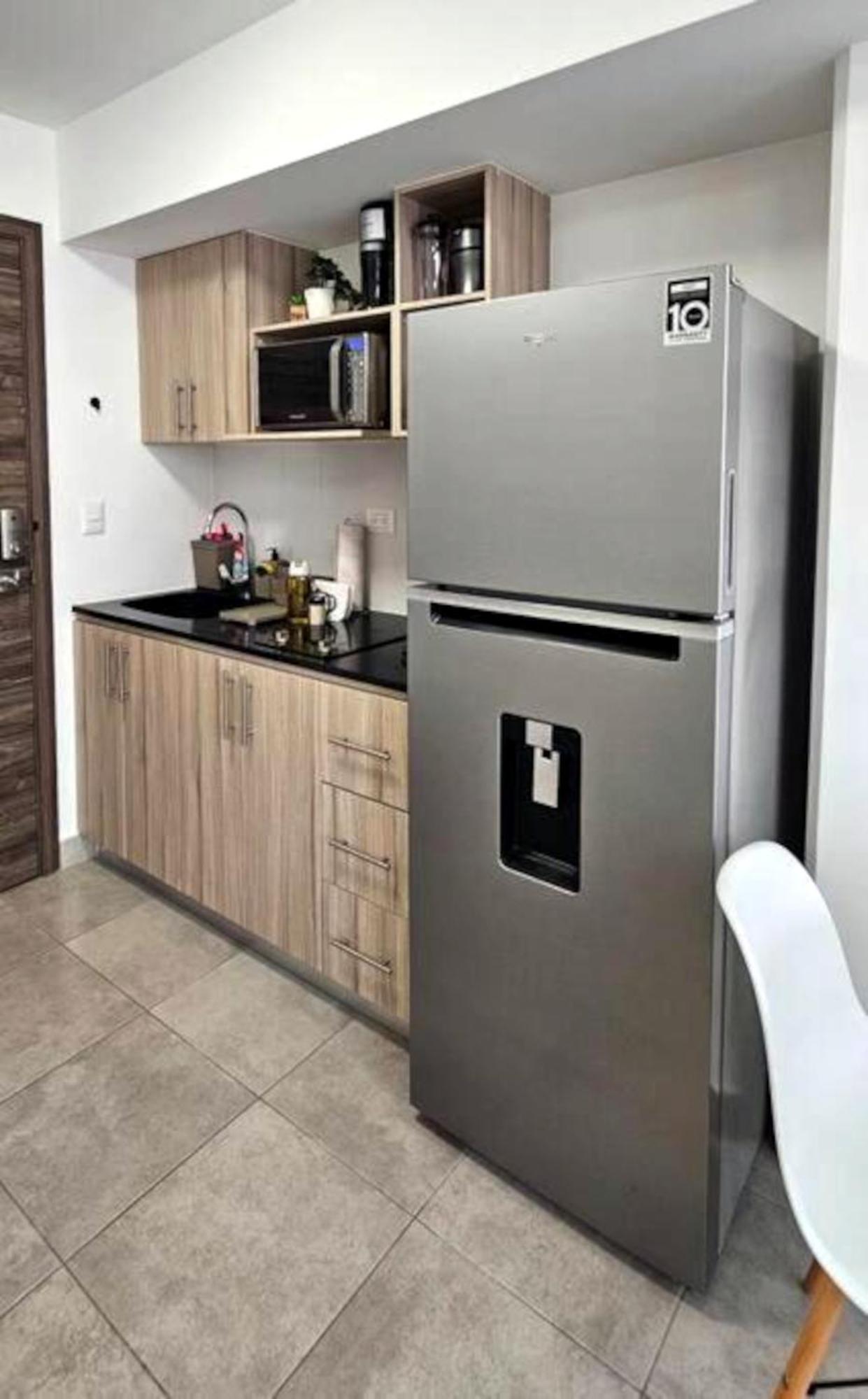 ¡Torre Modra Apartamento Moderno Atractiva Zona 4! 危地马拉 外观 照片
